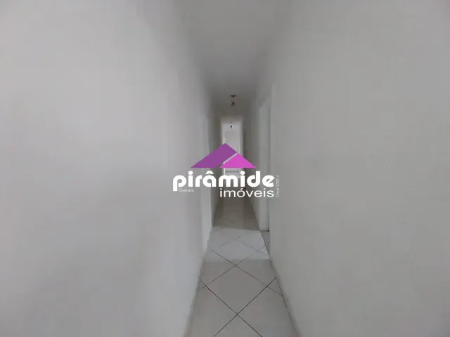 Casa para alugar, no bairro Centro em São José dos Campos