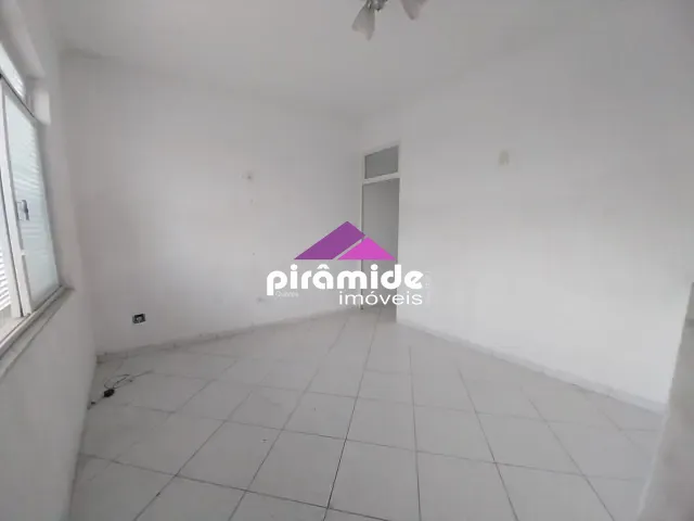 Casa para alugar, no bairro Centro em São José dos Campos