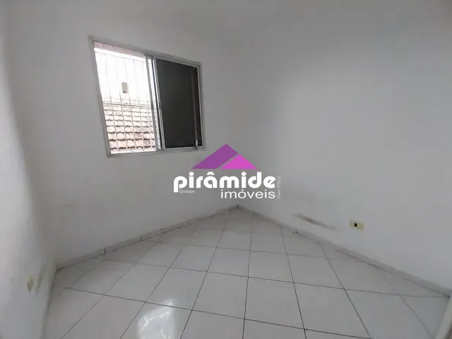 Casa para alugar, no bairro Centro em São José dos Campos