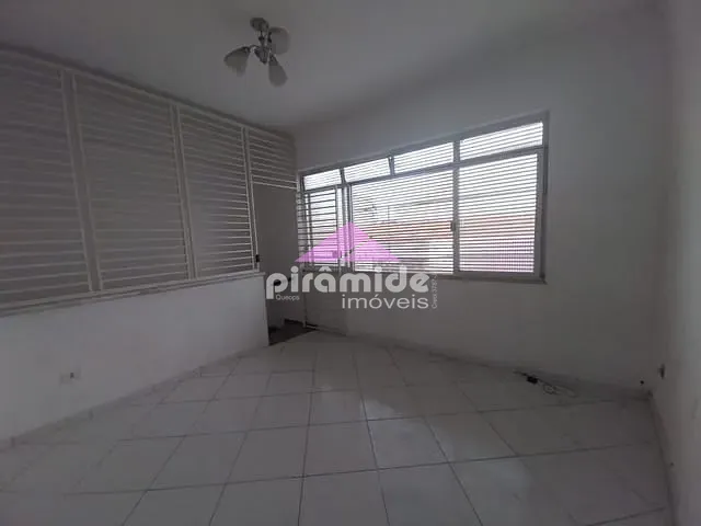 Casa para alugar, no bairro Centro em São José dos Campos