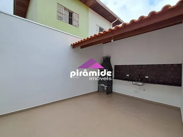 Casa com 75m² 2 quartos e 2 banheiros, à venda, no bairro Jardim das Indústrias em São José dos Campos