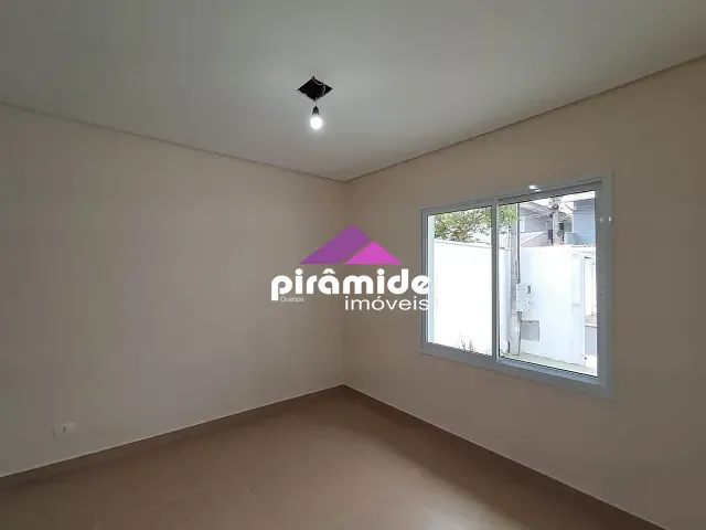 Casa com 75m² 2 quartos e 2 banheiros, à venda, no bairro Jardim das Indústrias em São José dos Campos
