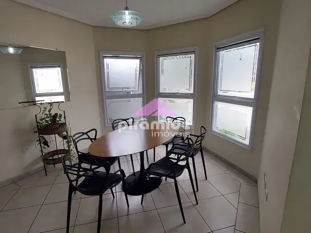 Casa 3 quartos e 3 banheiros, à venda, no bairro Residencial São Paulo em Jacareí