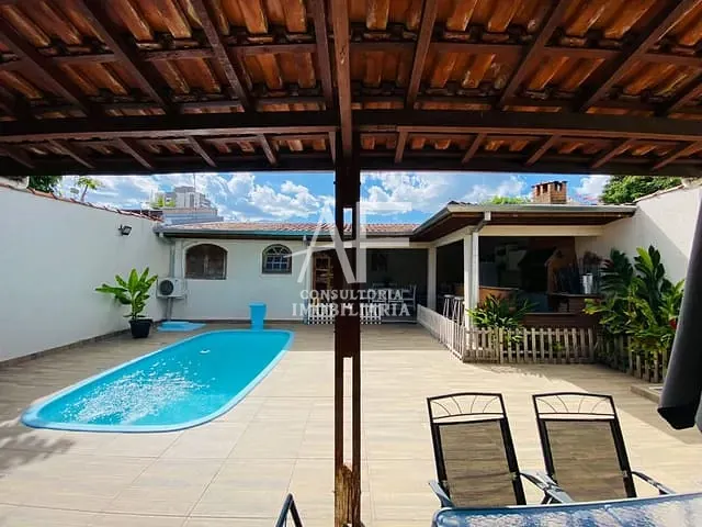 Casa com 460m² 4 quartos e 4 banheiros, à venda, no bairro Jardim das Nações em Taubaté