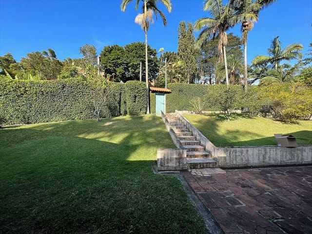 Casa com 3525m² 4 quartos e 4 banheiros, à venda, no bairro Parque Frondoso em Cotia