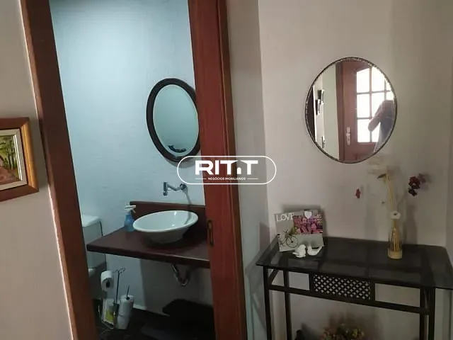 Casa com 250m² 3 quartos e 1 banheiro, à venda, no bairro Loteamento Parque das Hortências (Sousas) em Campinas