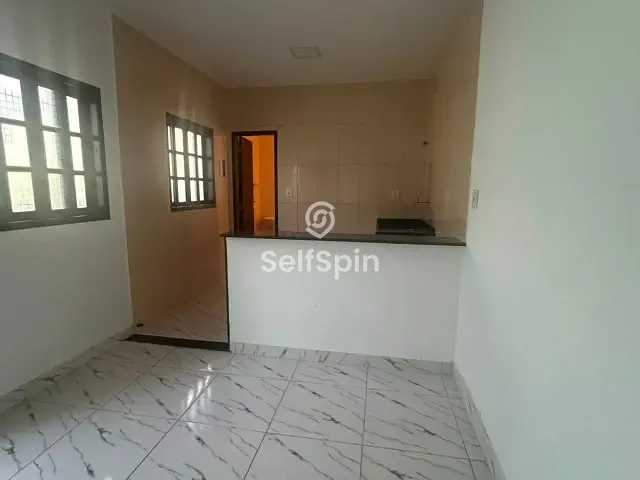 Casa 1 quarto e 1 banheiro, para alugar, no bairro Piratininga em Niterói