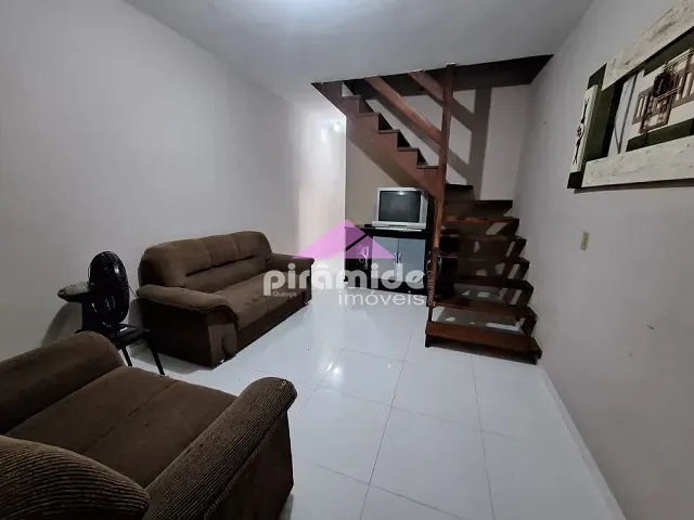 Casa com 75m² 2 quartos e 2 banheiros, para alugar, no bairro Pontal de Santa Marina em Caraguatatuba
