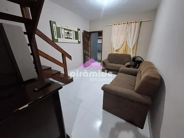 Casa com 75m² 2 quartos e 2 banheiros, para alugar, no bairro Pontal de Santa Marina em Caraguatatuba