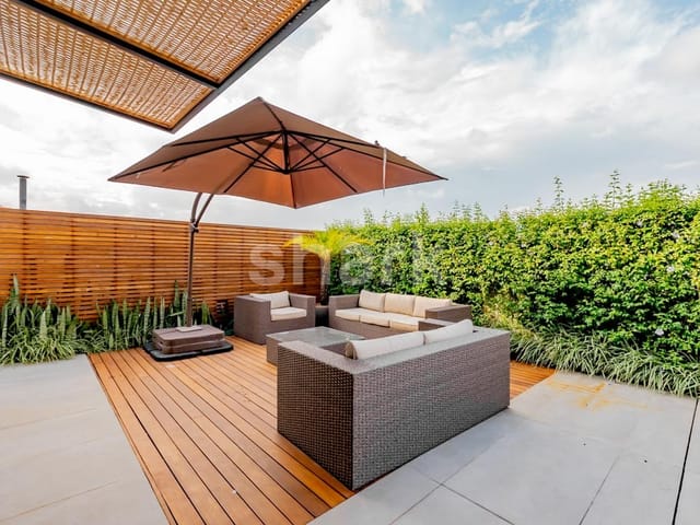 Casa com 450m² 4 quartos e 6 banheiros, à venda, no bairro Alphaville em Santana de Parnaíba