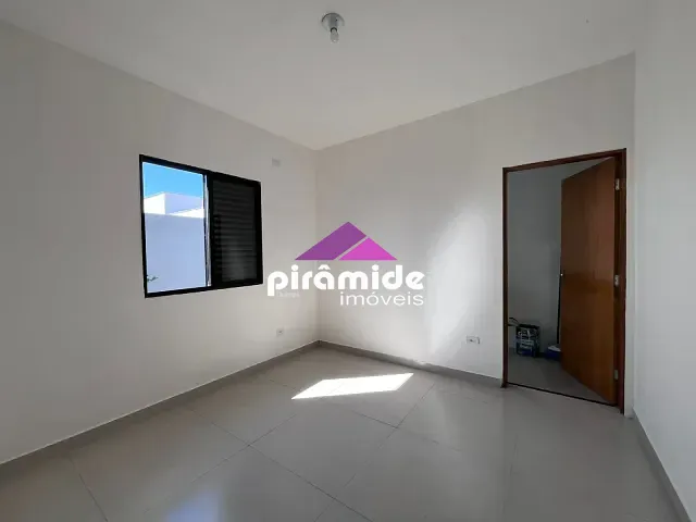 Casa com 135m² 2 quartos e 2 banheiros, à venda, no bairro Loteamento Jardim das Palmeiras em Caraguatatuba