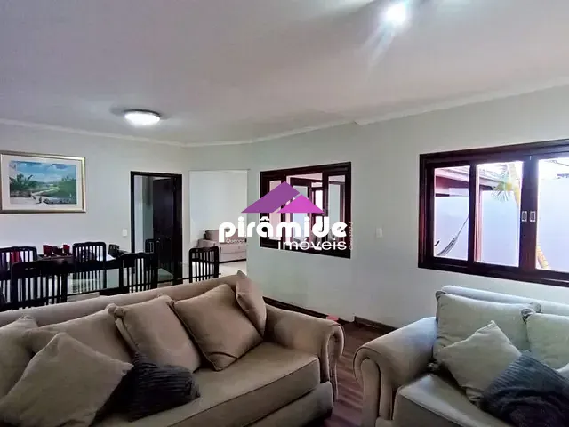 Casa 4 quartos e 5 banheiros, à venda, no bairro Jardim Esplanada em São José dos Campos