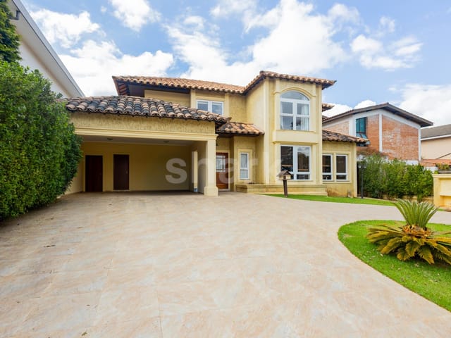 Casa com 708m² 4 quartos e 7 banheiros, à venda, no bairro Morada dos Pinheiros (Aldeia da Serra) em Santana de Parnaíba