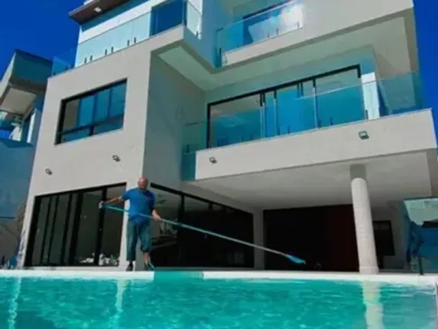 Casa com 440m² 4 quartos e 6 banheiros, à venda, no bairro Suru em Santana de Parnaíba
