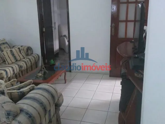 Casa com 120m² 2 quartos e 1 banheiro, à venda, no bairro Ano Bom em Barra Mansa