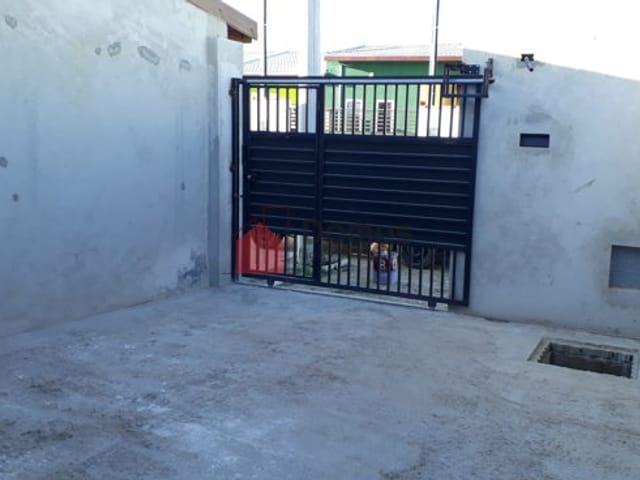 Casa com 150m², à venda, no bairro Conjunto Habitacional Terra dos Ipês I (Sul) em Pindamonhangaba