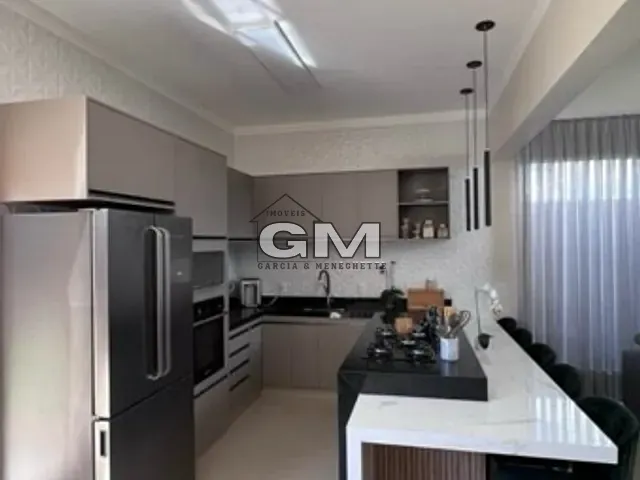 Casa com 275m² 3 quartos e 2 banheiros, à venda, no bairro Cravinhos em Cravinhos