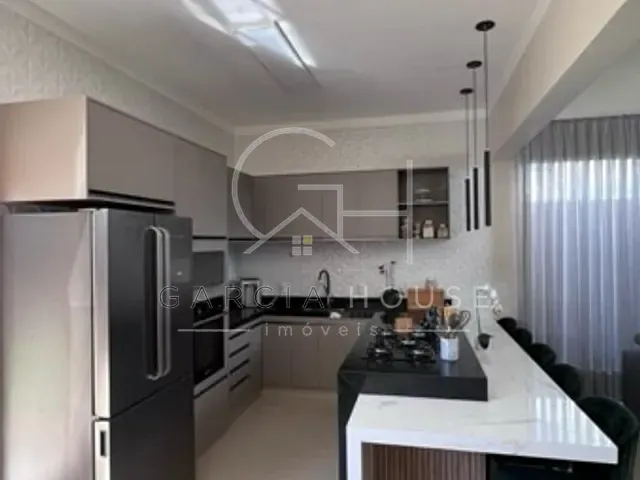 Casa com 275m² 3 quartos e 2 banheiros, à venda, no bairro Cravinhos   em Cravinhos