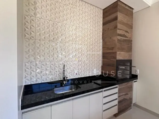 Casa com 275m² 3 quartos e 2 banheiros, à venda, no bairro Cravinhos   em Cravinhos