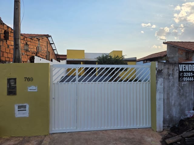 Casa 1 quarto e 2 banheiros, à venda, no bairro Residencial Parque Pavan em Sumaré