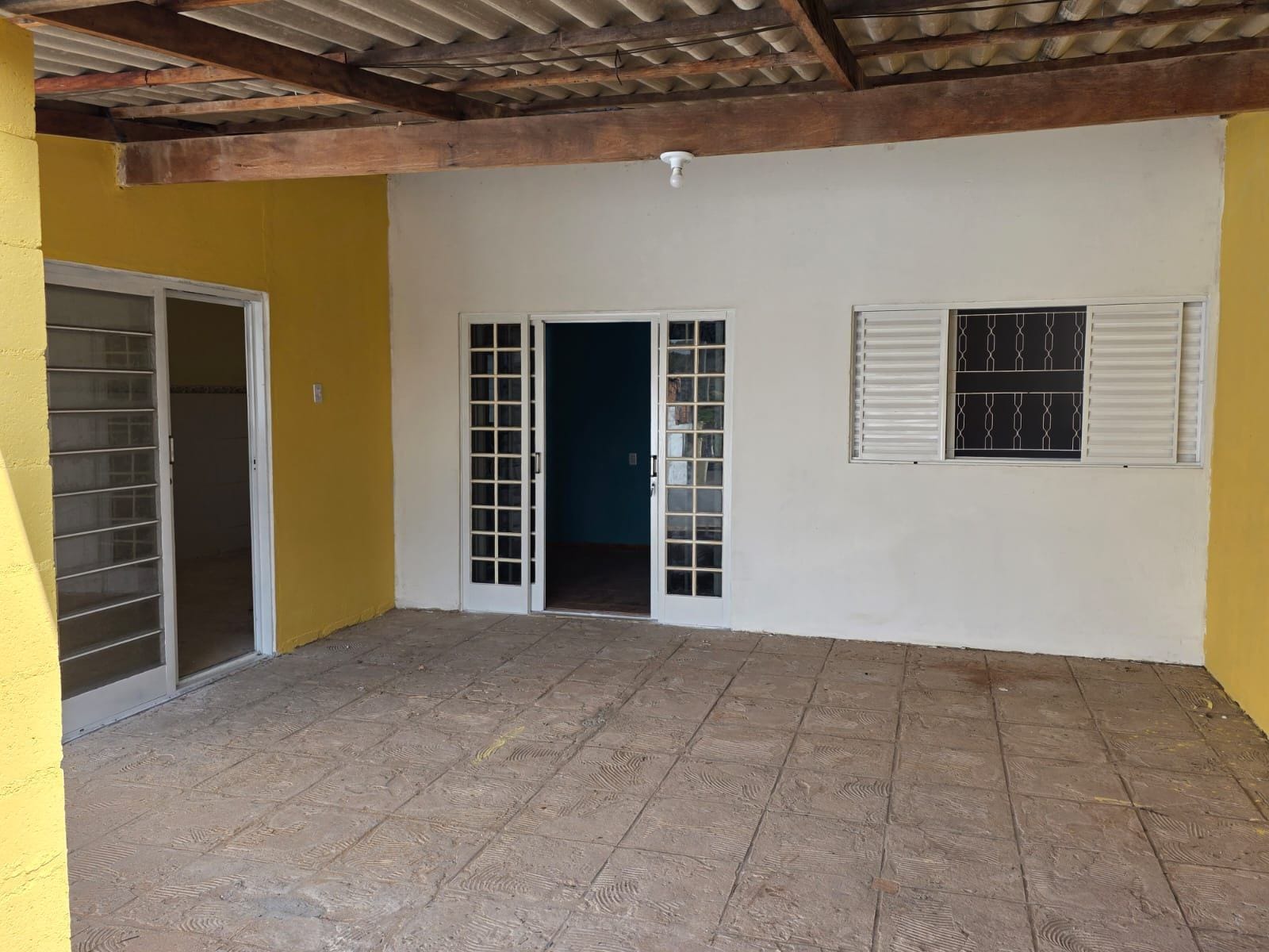 Casa à venda com 1 quarto, 250m² - Foto 7