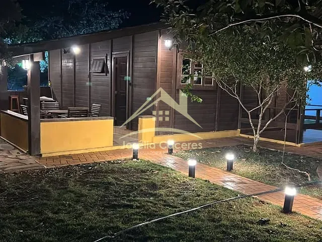 Casa com 525m² 2 quartos e 1 banheiro, à venda, no bairro CENTRO em Chapada dos Guimarães