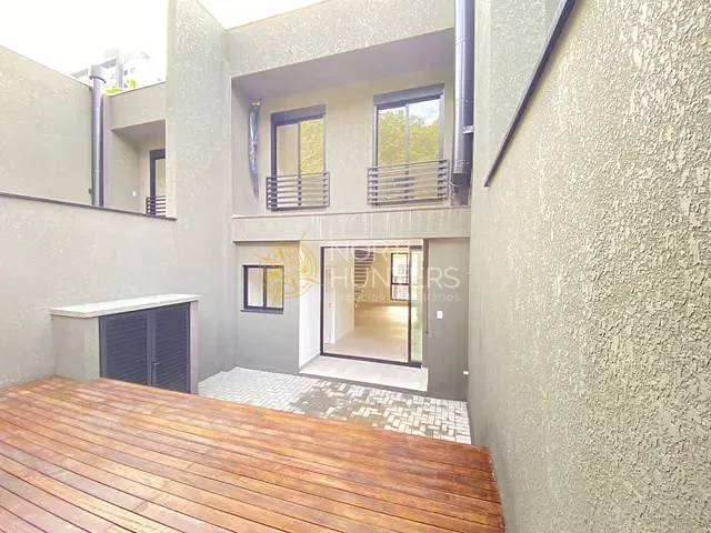 Casa com 162m² 3 quartos e 2 banheiros, à venda, no bairro Anita Garibaldi em Joinville