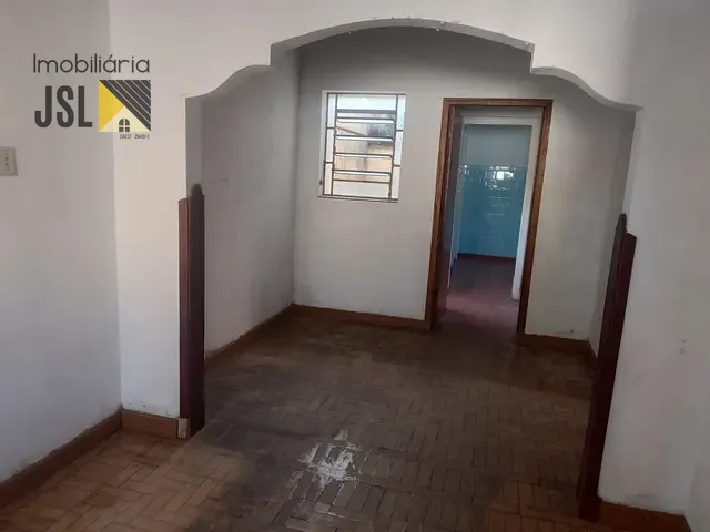 Casa com 190m² 3 quartos e 2 banheiros, à venda, no bairro Vila Pantaleão em Caçapava