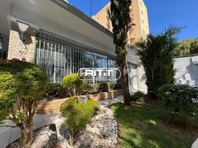 Casa com 430m² 2 quartos e 2 banheiros, à venda, no bairro Bosque em Campinas
