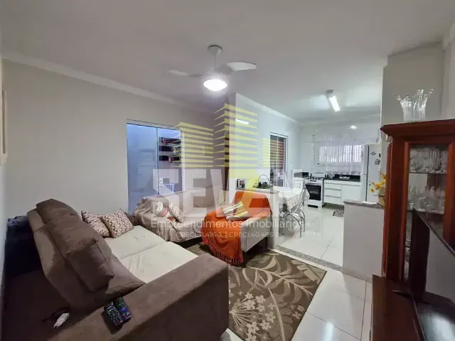 Casa com 250m² 3 quartos e 2 banheiros, à venda, no bairro Jardim Ferraz em Bauru