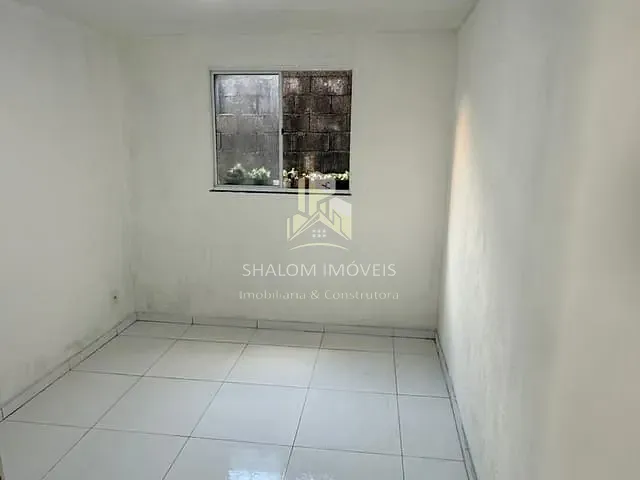 Casa com 250m² 3 quartos e 1 banheiro, à venda, no bairro Verônica em Ribeirão das Neves