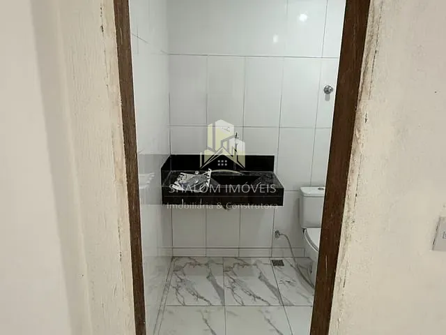 Casa com 250m² 3 quartos e 1 banheiro, à venda, no bairro Verônica em Ribeirão das Neves