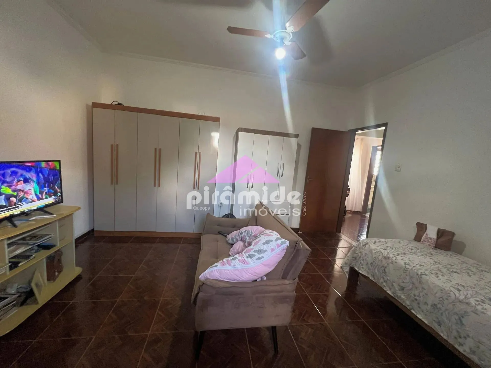 Casa, 3 quartos, 335 m² - Foto 4