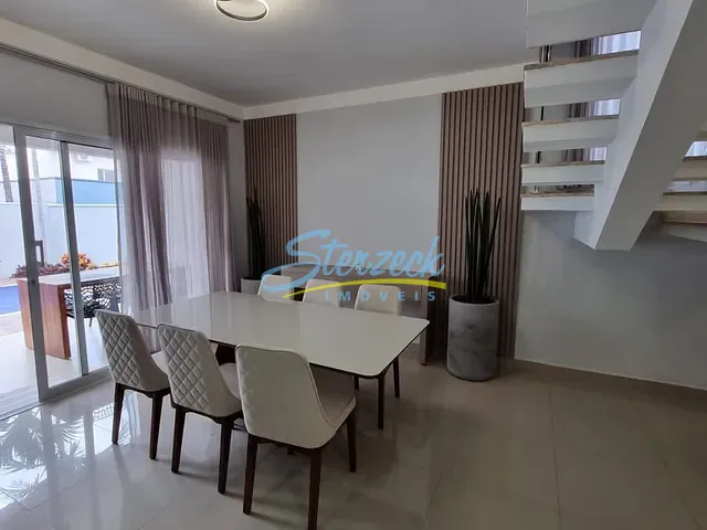 Casa com 250m² 3 quartos e 5 banheiros, à venda, no bairro Bosque em Vinhedo