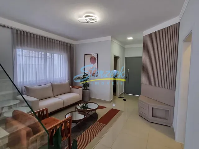 Casa com 250m² 3 quartos e 5 banheiros, à venda, no bairro Bosque em Vinhedo