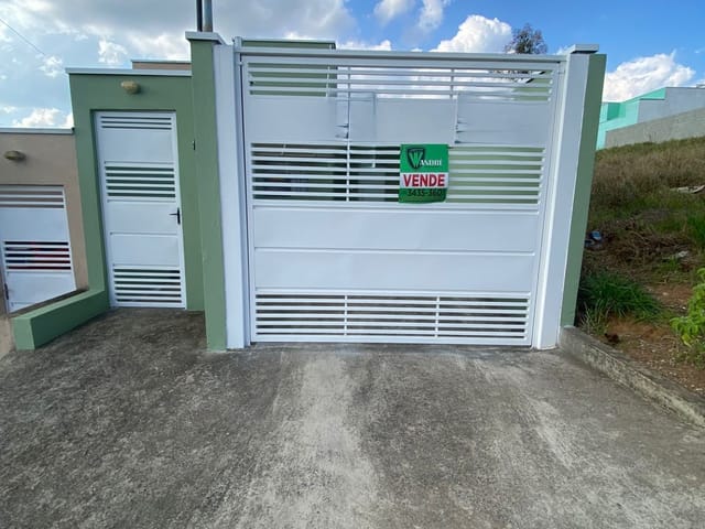 Casa com 150m² 2 quartos e 1 banheiro, à venda, no bairro RECANTO DO SOL em Extrema