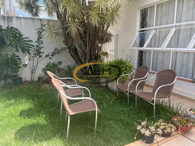 Casa com 330m² 3 quartos e 5 banheiros, à venda, no bairro Jardim Santo Antônio em Londrina