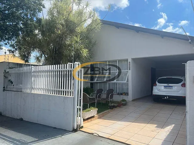 Casa com 330m² 3 quartos e 5 banheiros, à venda, no bairro Jardim Santo Antônio em Londrina