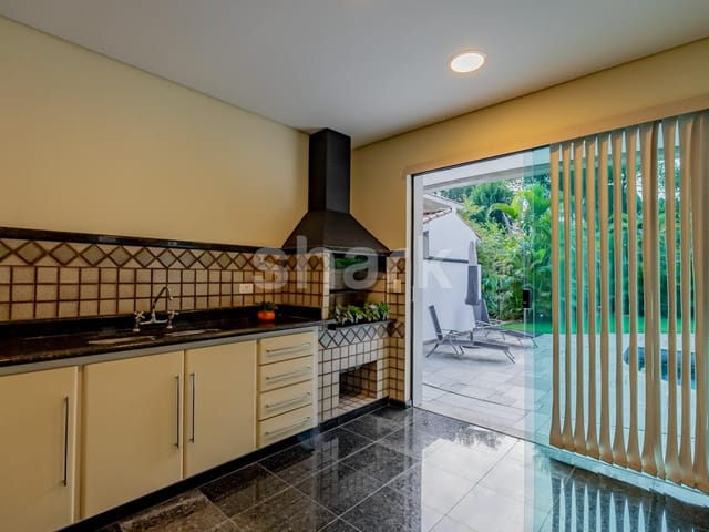 Casa com 500m² 4 quartos e 5 banheiros, à venda, no bairro Alphaville em Santana de Parnaíba