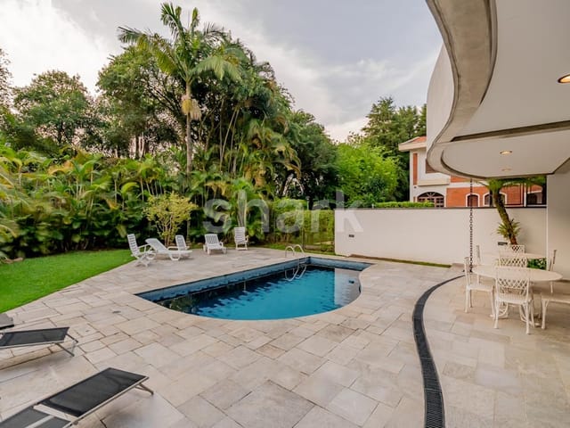 Casa com 500m² 4 quartos e 5 banheiros, à venda, no bairro Alphaville em Santana de Parnaíba