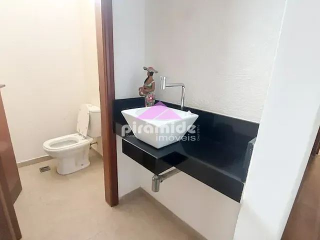 Casa com 400m² 5 quartos e 5 banheiros, à venda, no bairro Jardim Santa Maria em Jacareí