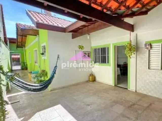 Casa com 184m² 4 quartos e 2 banheiros, à venda, no bairro Jardim das Flores em São José dos Campos