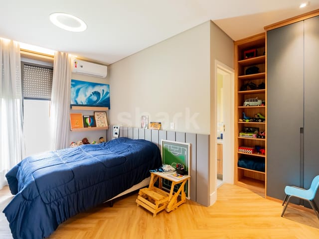 Casa com 488m² 4 quartos e 6 banheiros, à venda, no bairro Alphaville em Santana de Parnaíba