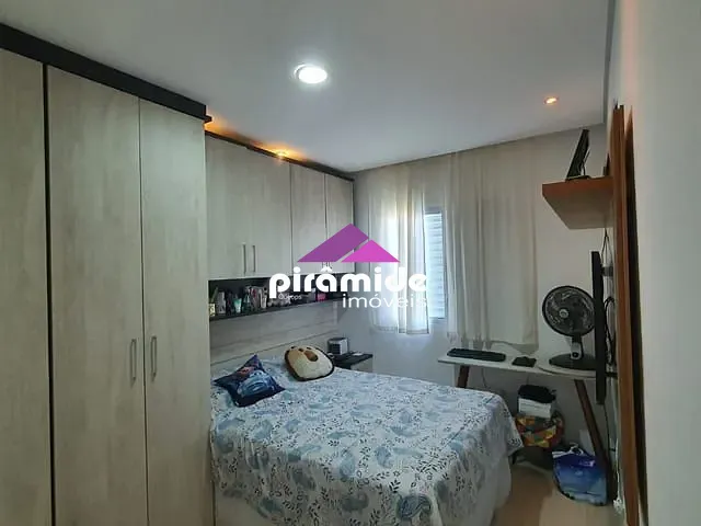 Casa com 114m² 2 quartos e 1 banheiro, à venda, no bairro Jardim Marcondes em Jacareí