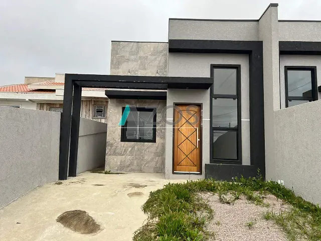 Casa com 180m² 3 quartos e 1 banheiro, à venda, no bairro Guarani em Colombo