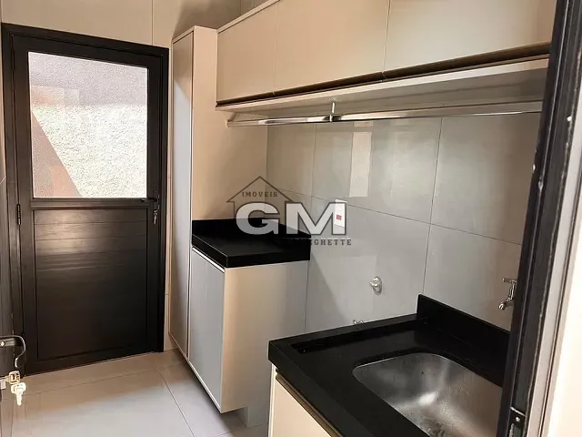 Casa com 250m² 3 quartos e 5 banheiros, à venda, no bairro Bonfim Paulista em Ribeirão Preto