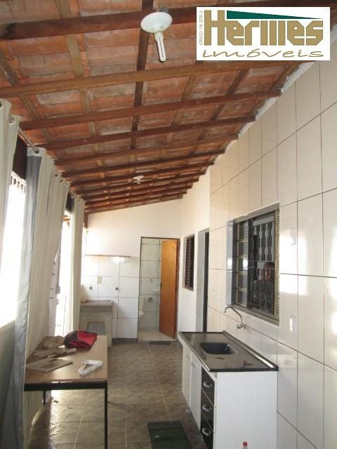 Casa, 1 quarto, 85 m² - Foto 3
