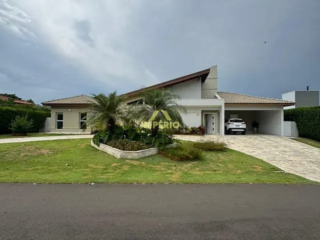 Casa com 1052m² 3 quartos e 5 banheiros, à venda, no bairro Terras de Mont Serrat em Salto