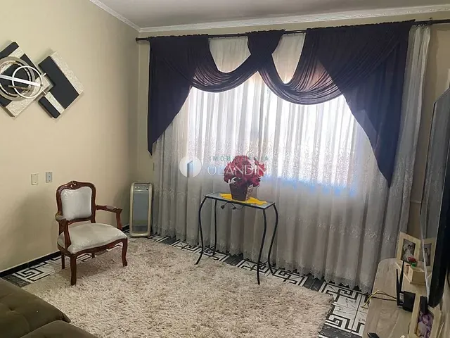 Casa com 300m² 3 quartos e 3 banheiros, à venda, no bairro Jardim Blumenau em Artur Nogueira