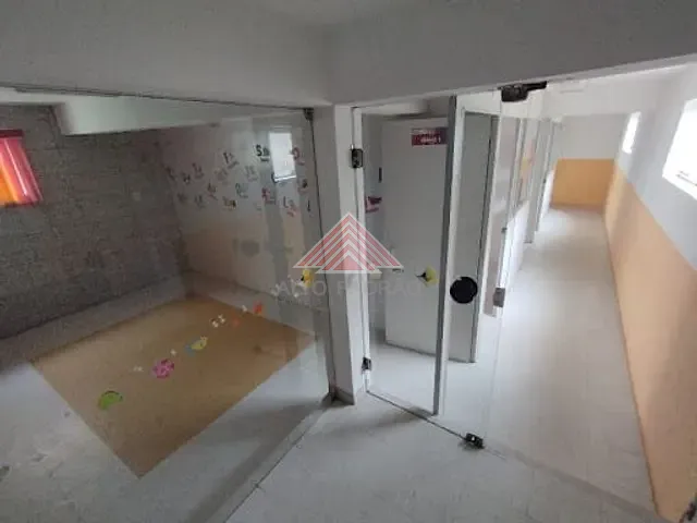 Casa com 529m² 7 quartos e 5 banheiros, à venda, no bairro Vila Nossa Senhora das Vitórias em Mauá